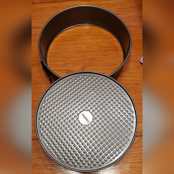 Paderno springform cake pan, non-stick metal 9" - Picture 11 of 12